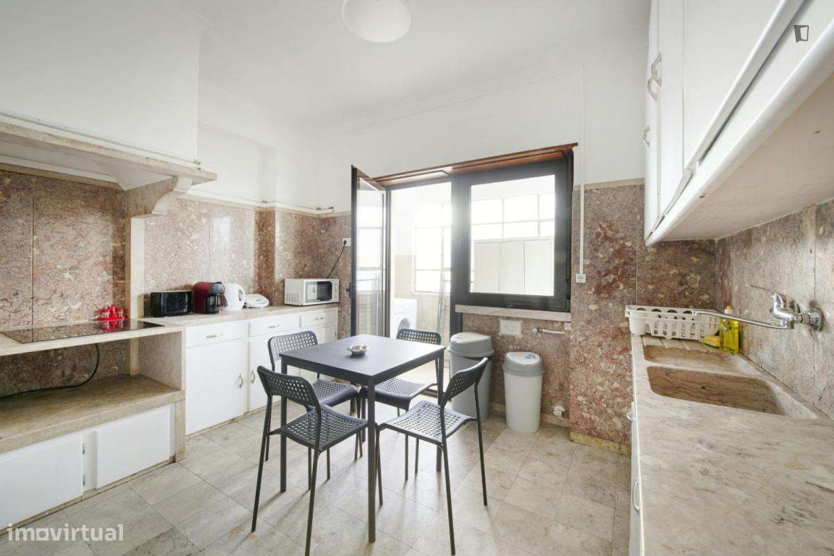 Quarto - localizado em Santa Apolónia Lisbon - Grande imagem: 2/21