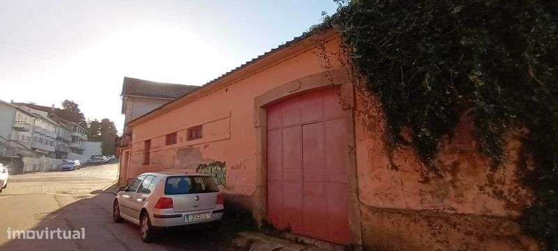 Investimento, Rotunda da A4 em S. Mamede Infesta - Armazém + Habitação - Grande imagem: 5/8