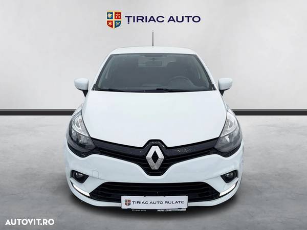 Renault Clio - 9