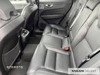 Volvo XC 60 - 32