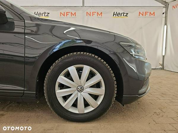 Volkswagen Passat 2.0 TDI EVO Essence DSG - 26