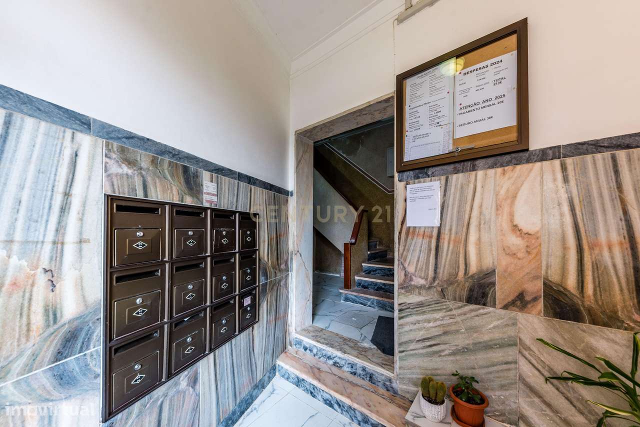 apartamento T2 no Barreiro-5