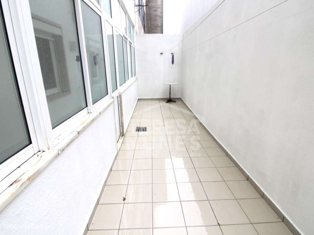 APARTAMENTO T3 - ALMADA-14