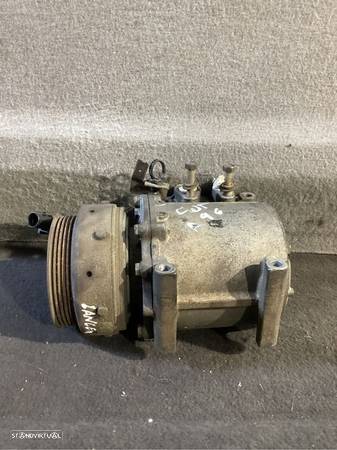 Compressor de A/C Mitsubishi lancia de 1996 - 1