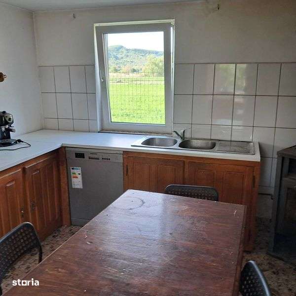 Casa de inchirat - Imagine principală: 4/7