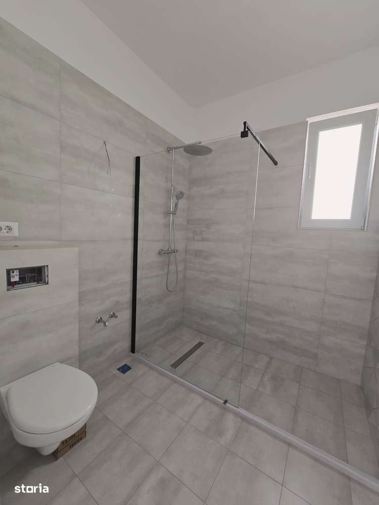 Casa 3 camere- 2 bai- apa curenta- incalzire pardoseala- str asfaltata - Imagine principală: 3/7