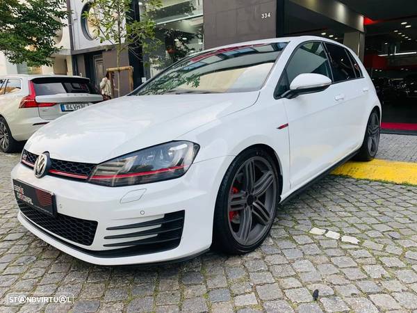 VW Golf 2.0 TSI GTI Performance - 3