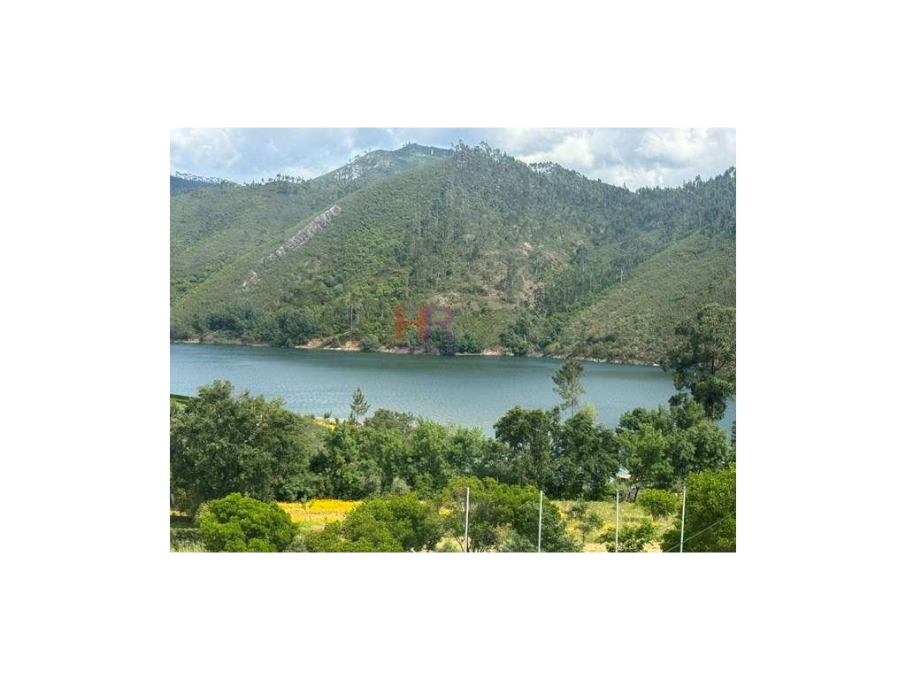 Moradia geminada nova em Águas Belas, Ferreira do Zêzere, com 3 qua...-51