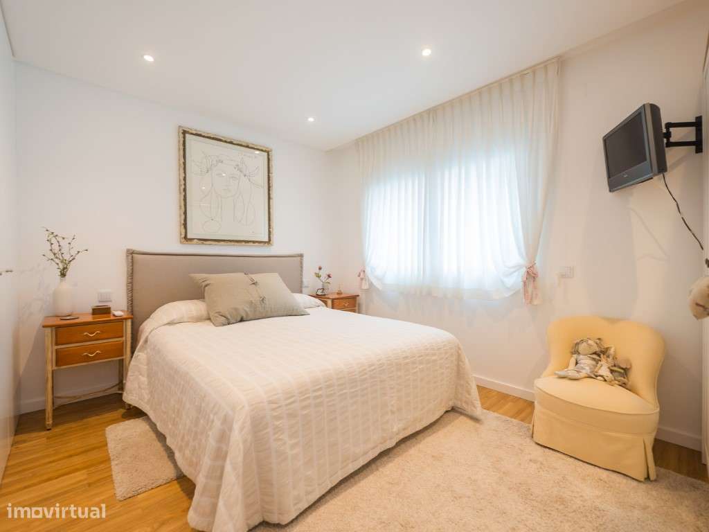 T2 em Condomínio Privado, São João Estoril-23