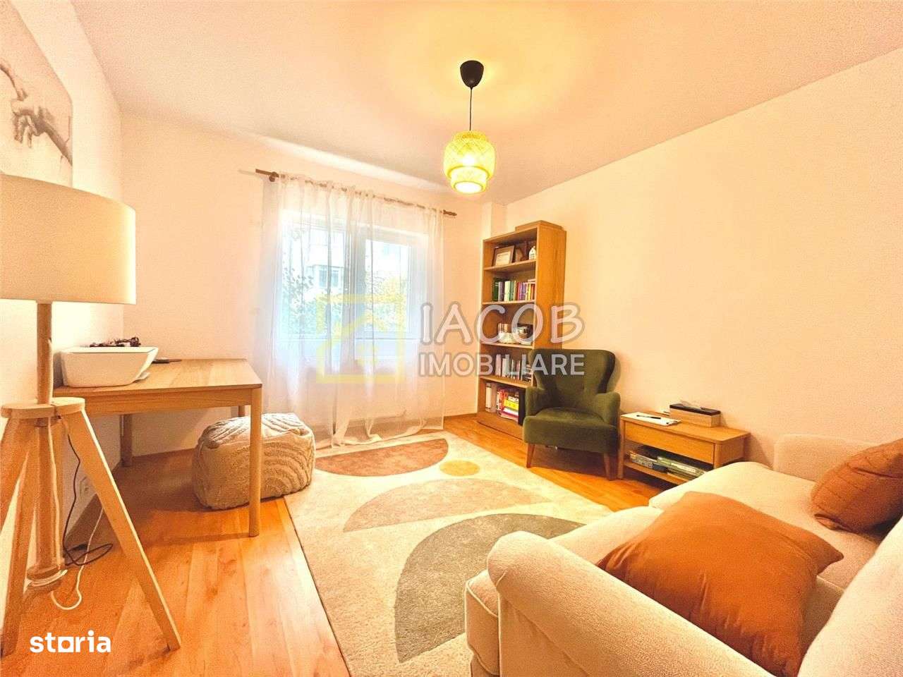 Apartament cu destinatia Spatiu comercial, zona Ana Ipatescu - Bistrit - Imagine principală: 5/11