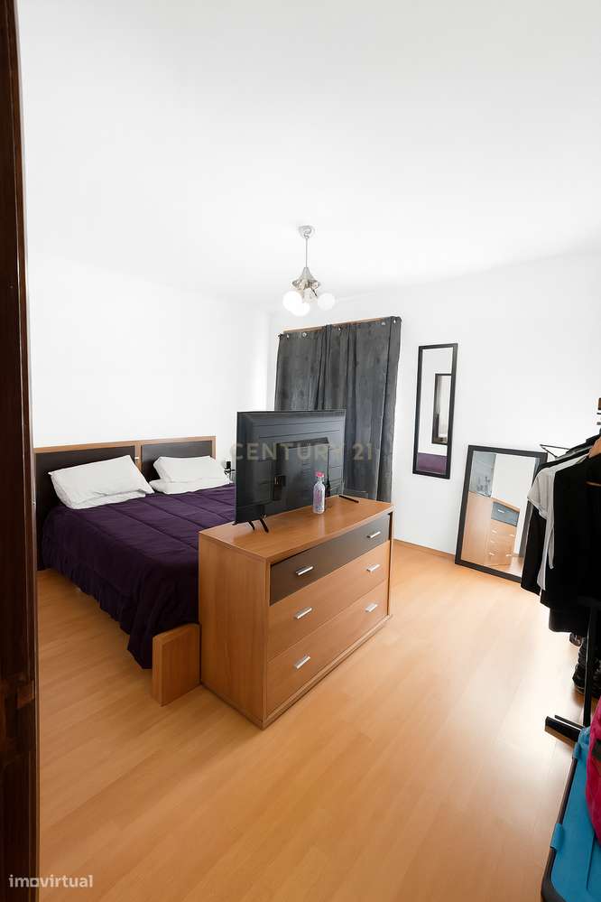 Moradia T4 térrea com terreno na Pedra de Cima – Conforto e tranquilid-8