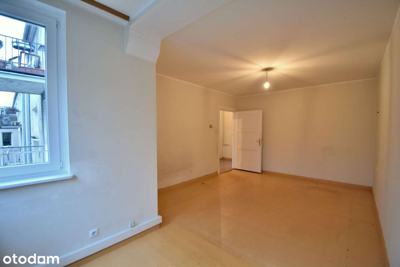 Dwupokojowe mieszkanie z ,,duszą"-2