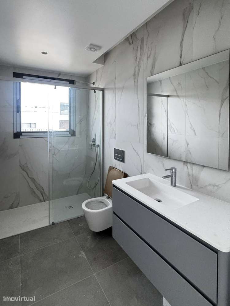 T3 Novo - Leiria - 300m2 Jardim-11
