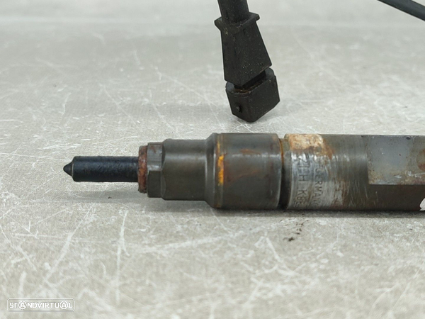 Injector Audi A4 Avant (8D5, B5) - 2