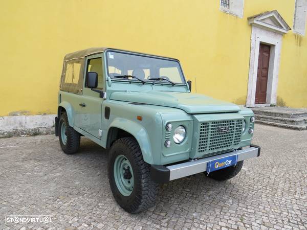 Land Rover Defender - 10