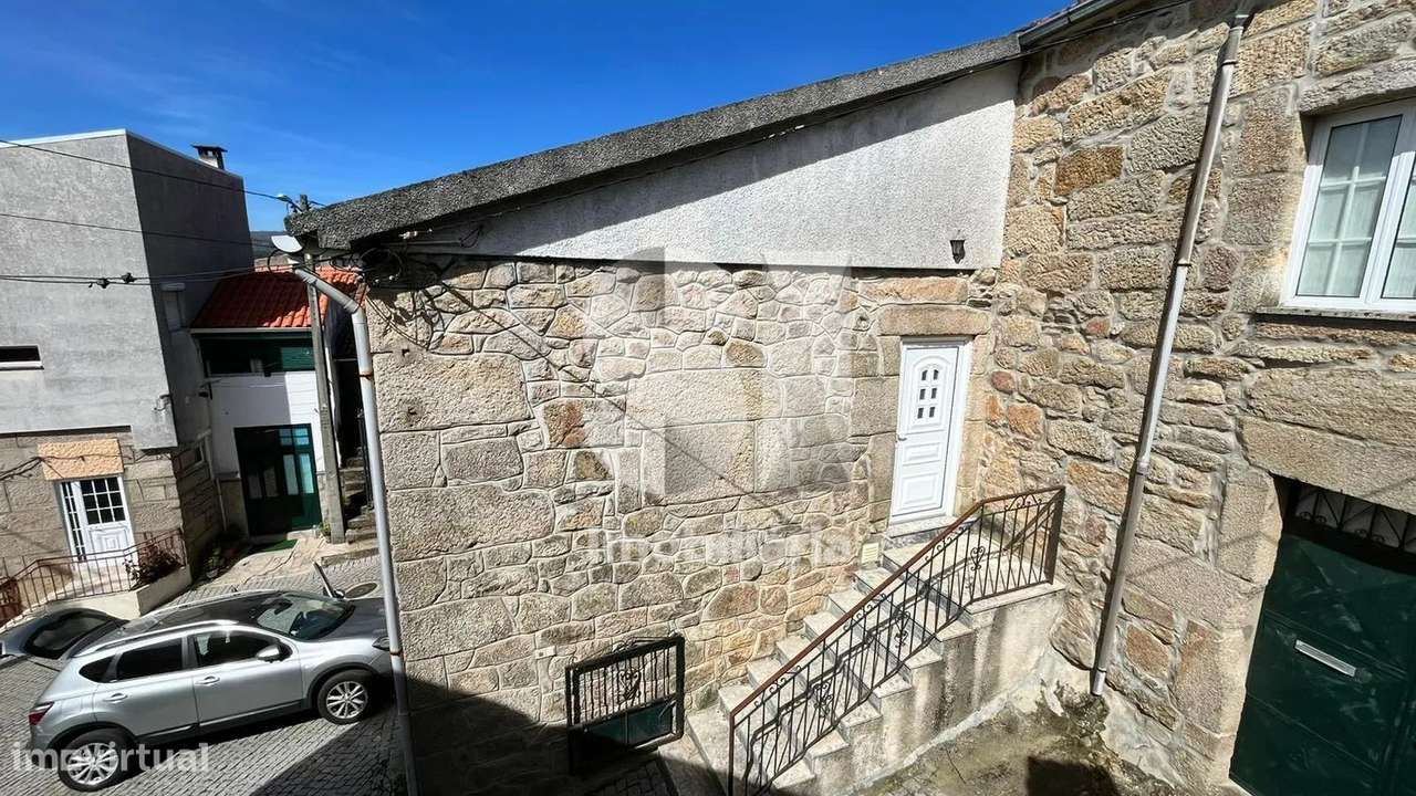 Moradia T1 + T2 - Grande imagem: 4/26