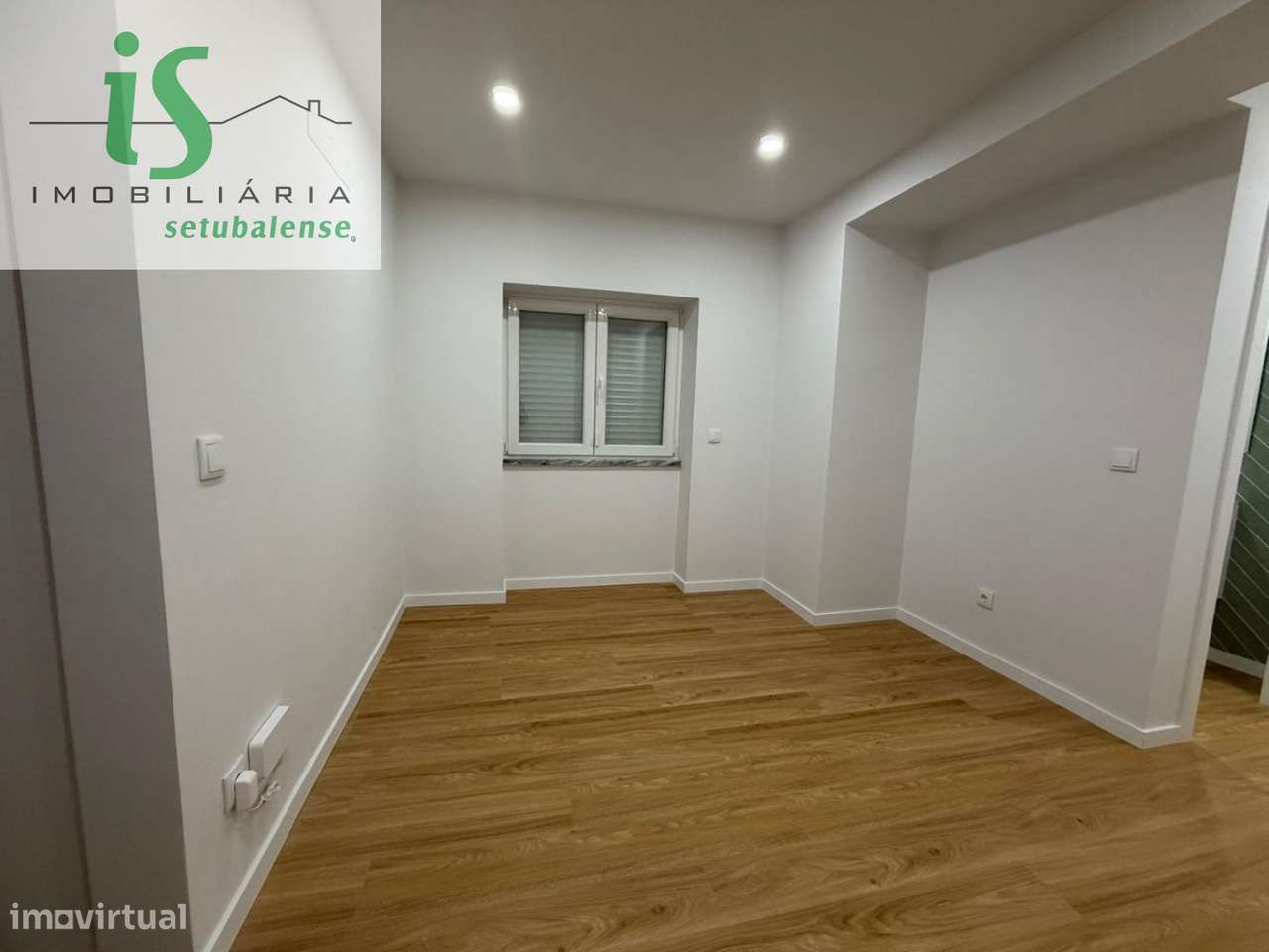 MORADIA PARA VENDA NO BAIRRO DA CONCEIÇÃO EM SETÚBAL-8