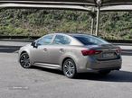 Toyota Avensis SD 2.0 D-4D Luxury - 4