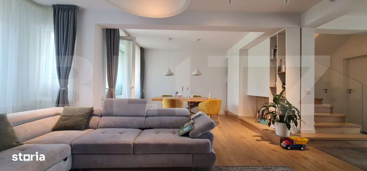 Casa in Voronet cu 4 camere si priveliste - Imagine principală: 4/19