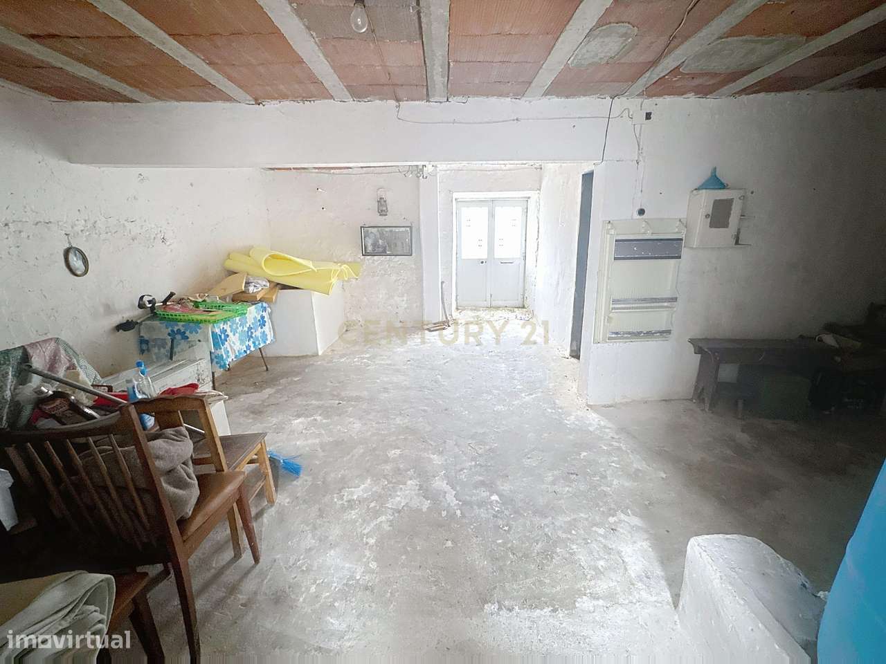 Oportunidade de Renovação em Famalicão – Nazaré | 135.000€-10