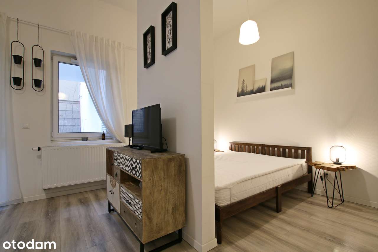 GRABISZYŃSKA kawalerka LOFT - ogródek - Pełny obrazek: 3/8