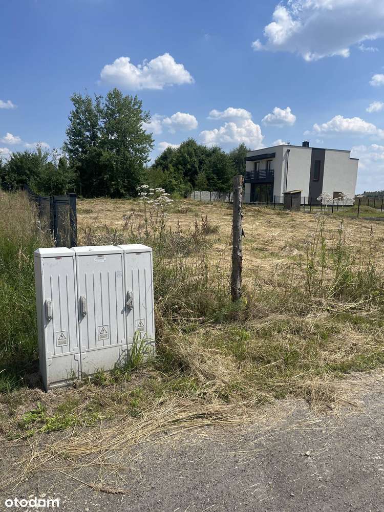 Duża, ustawana działka pod zabudowę w Rybnej-2