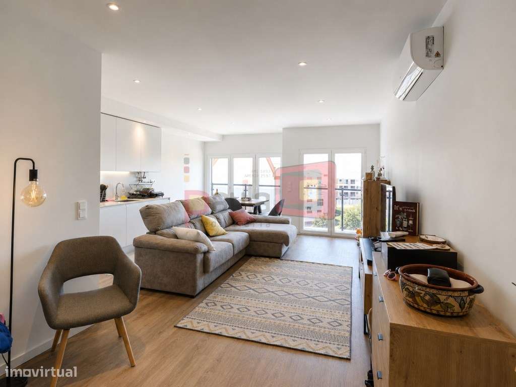 T2 + 1 DUPLEX SEMI-NOVO MONTIJO-17