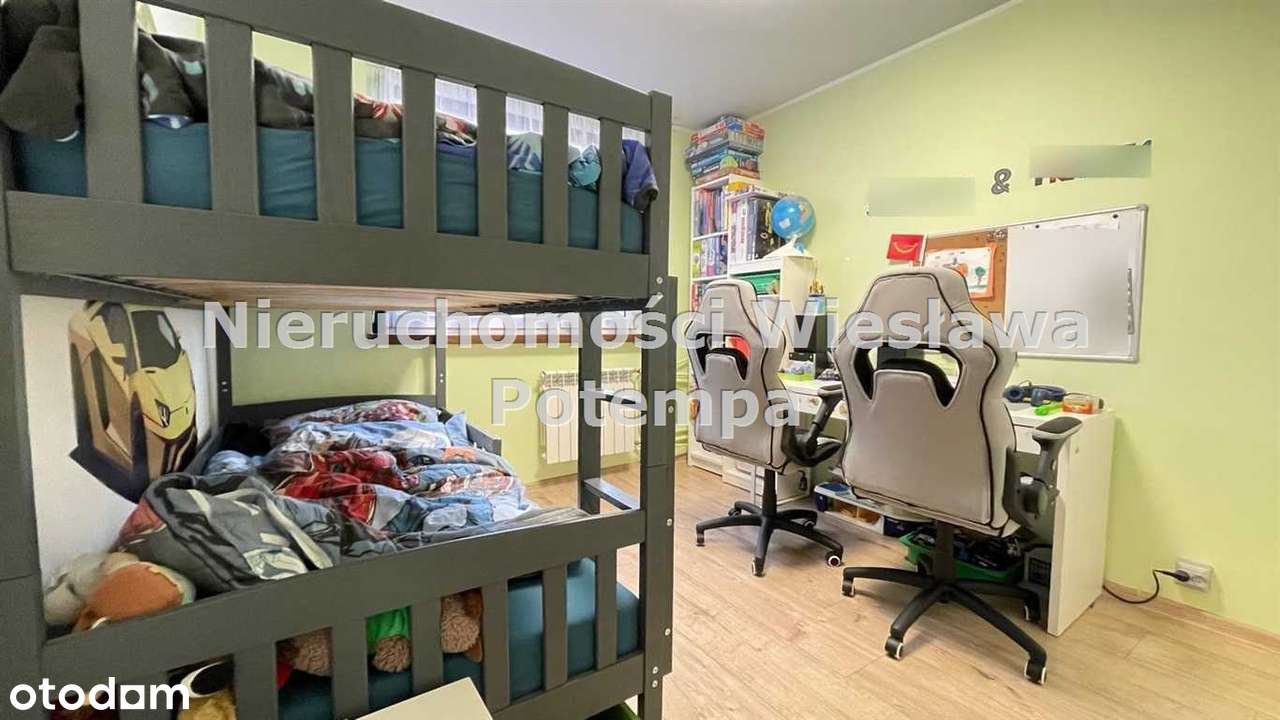 Na sprzedaż: przestronne 4-pokojowe mieszkanie-17