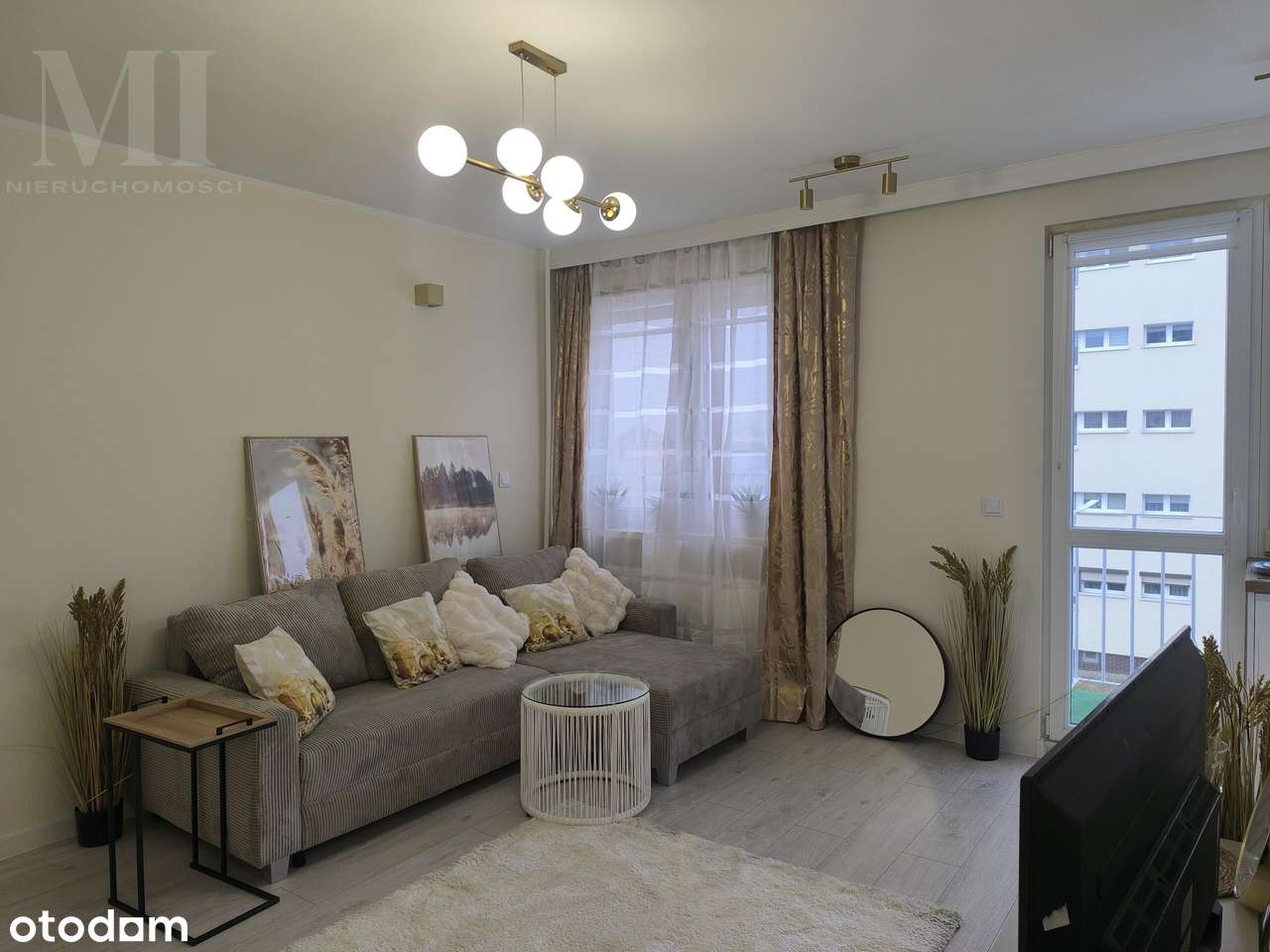 Mieszkanie - kawalerka z balkonem w Koninie-0