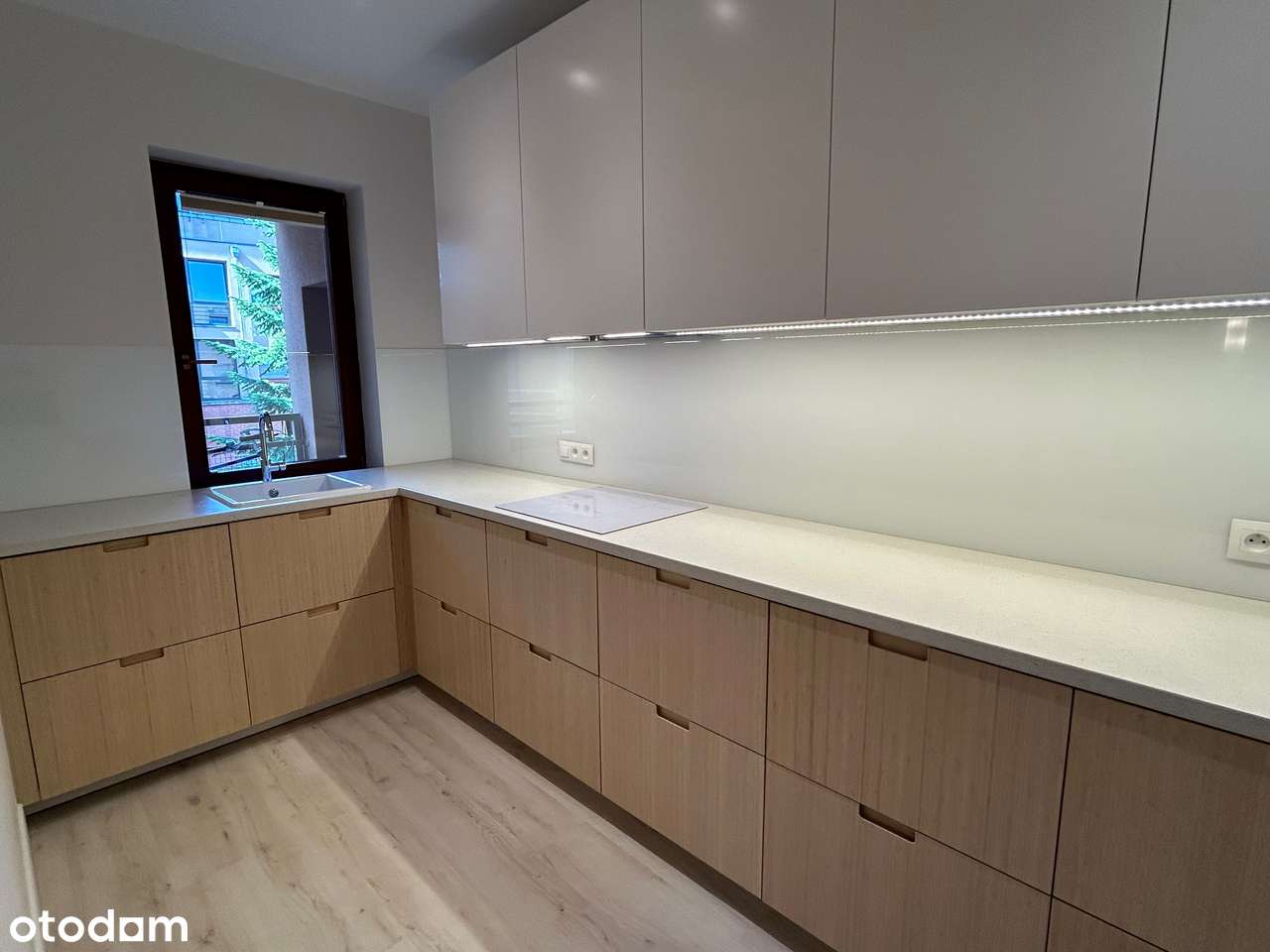 Jasne Błonia– piękne mieszkanie, wysoki standard, balkon –bezpośrednio - Pełny obrazek: 4/20