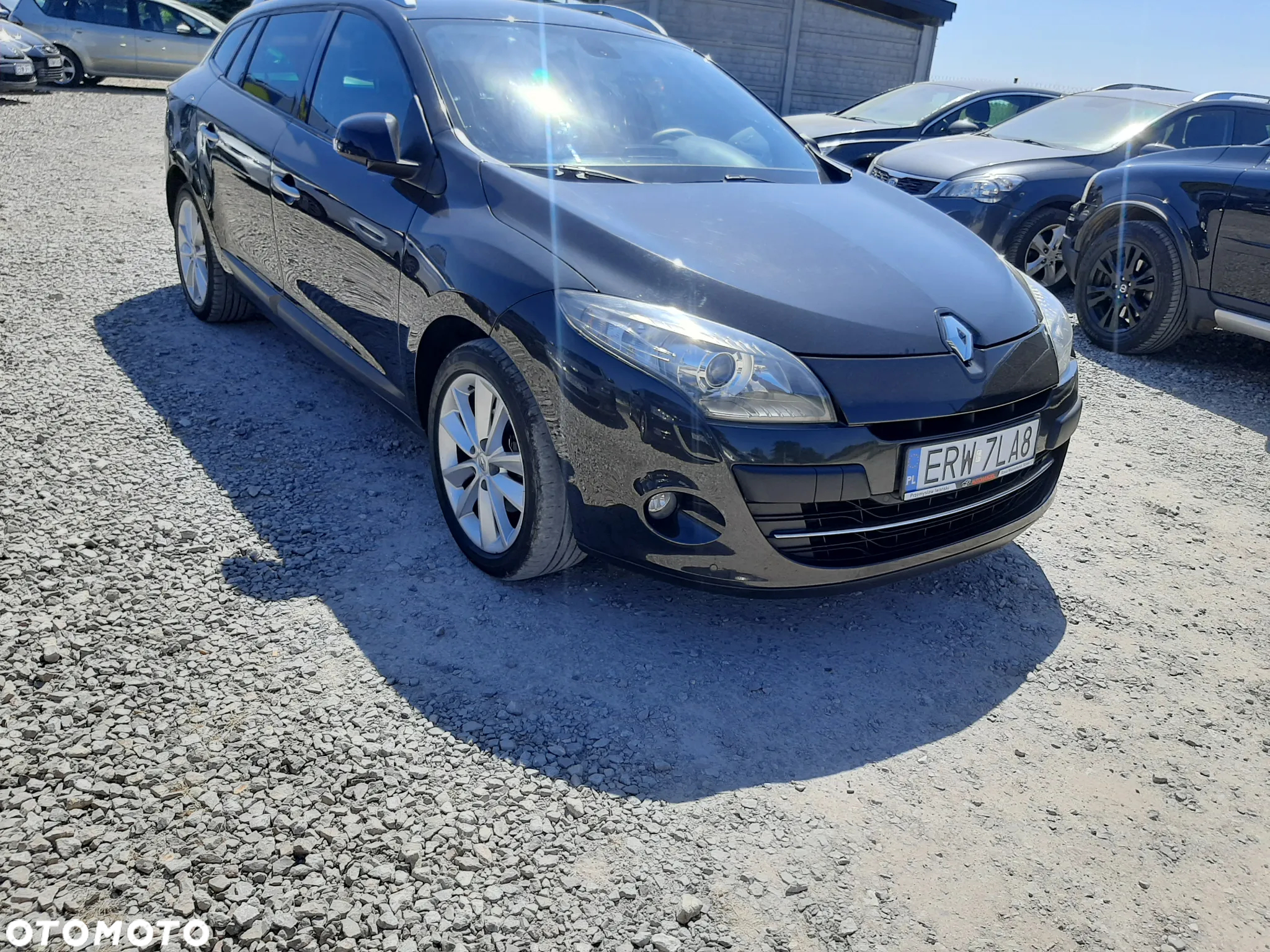 Renault Megane Grandtour 2.0 140 CVT Bose Edition - 3