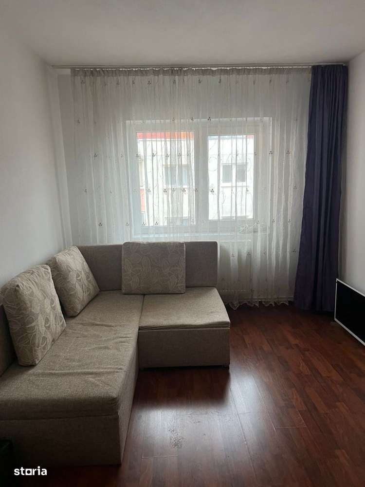 Apartament 3 camere 3 camere, Astra, str. Sitarului-1