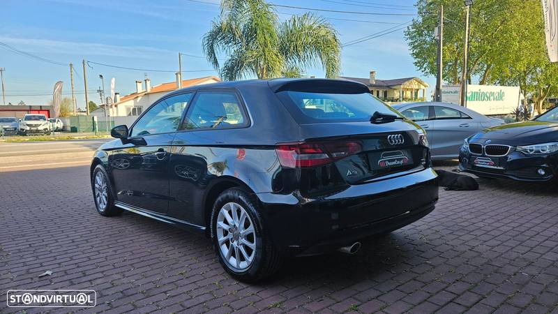 Audi A3 1.6 TDI Advance Ultra - 11