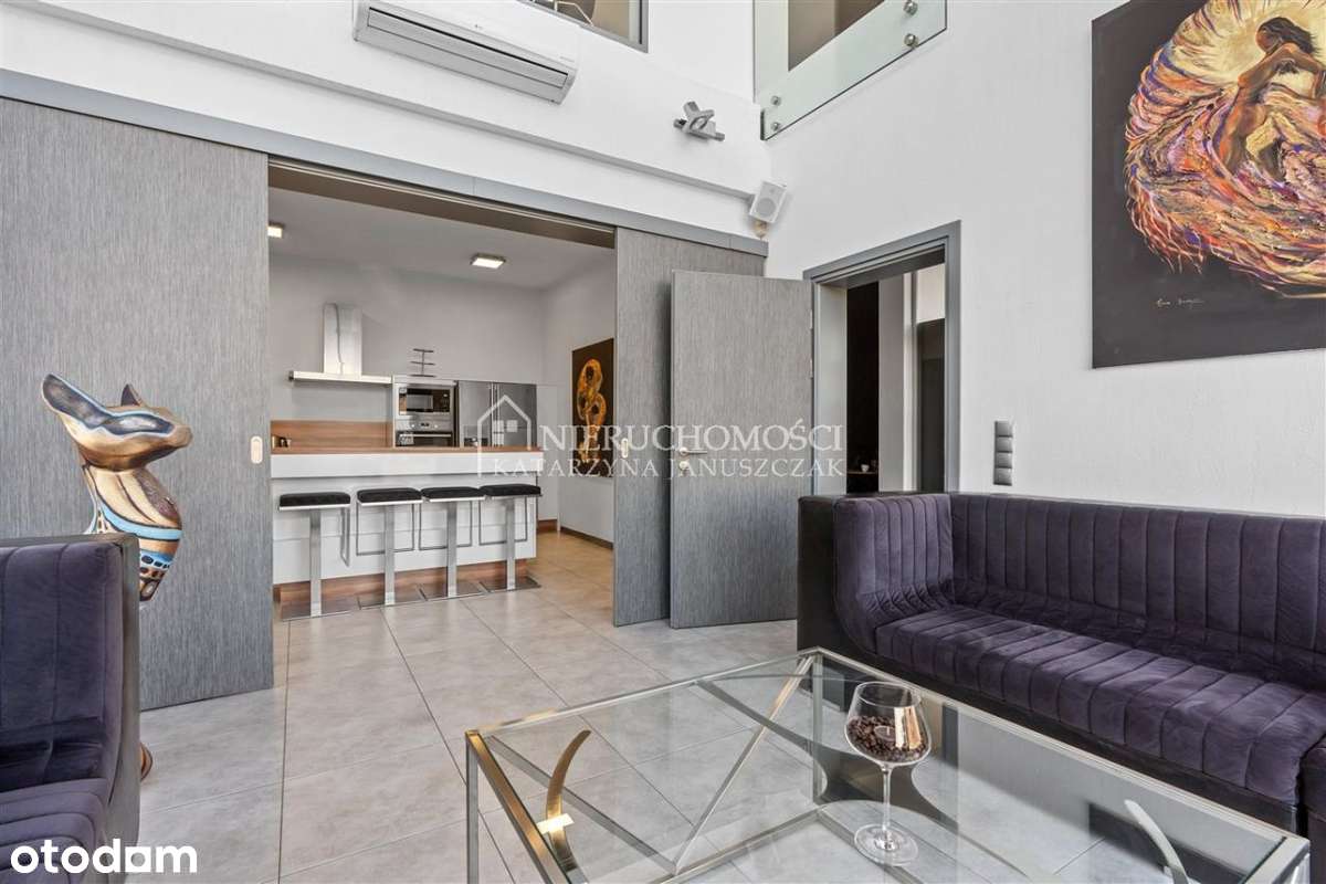 Biurowiec W Świetnej Lokalizacji-5