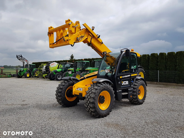 JCB 542-70 Agri Super 2020R - 21