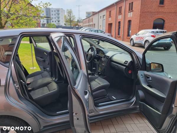 Mercedes-Benz Klasa A 150 BlueEFFICIENCY - 14