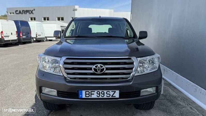 Toyota Land Cruiser 4.5 D-4D V8 - 9