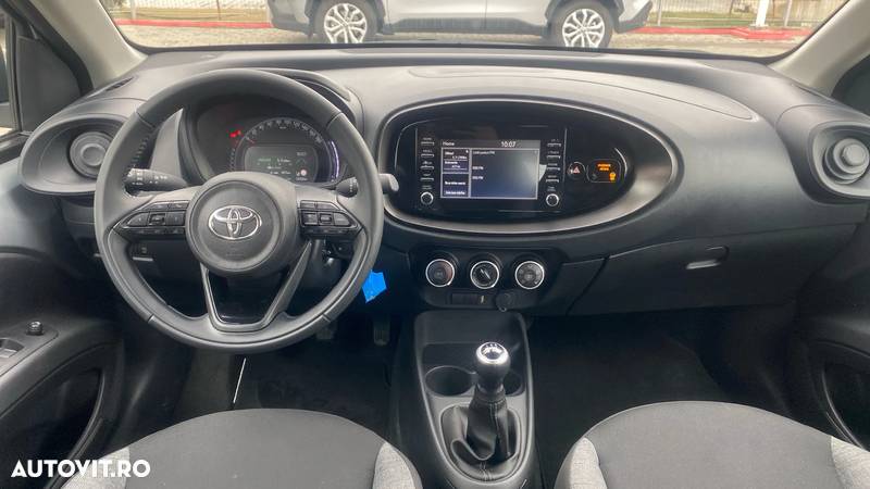 Toyota Aygo X 1.0l MT Active - 8