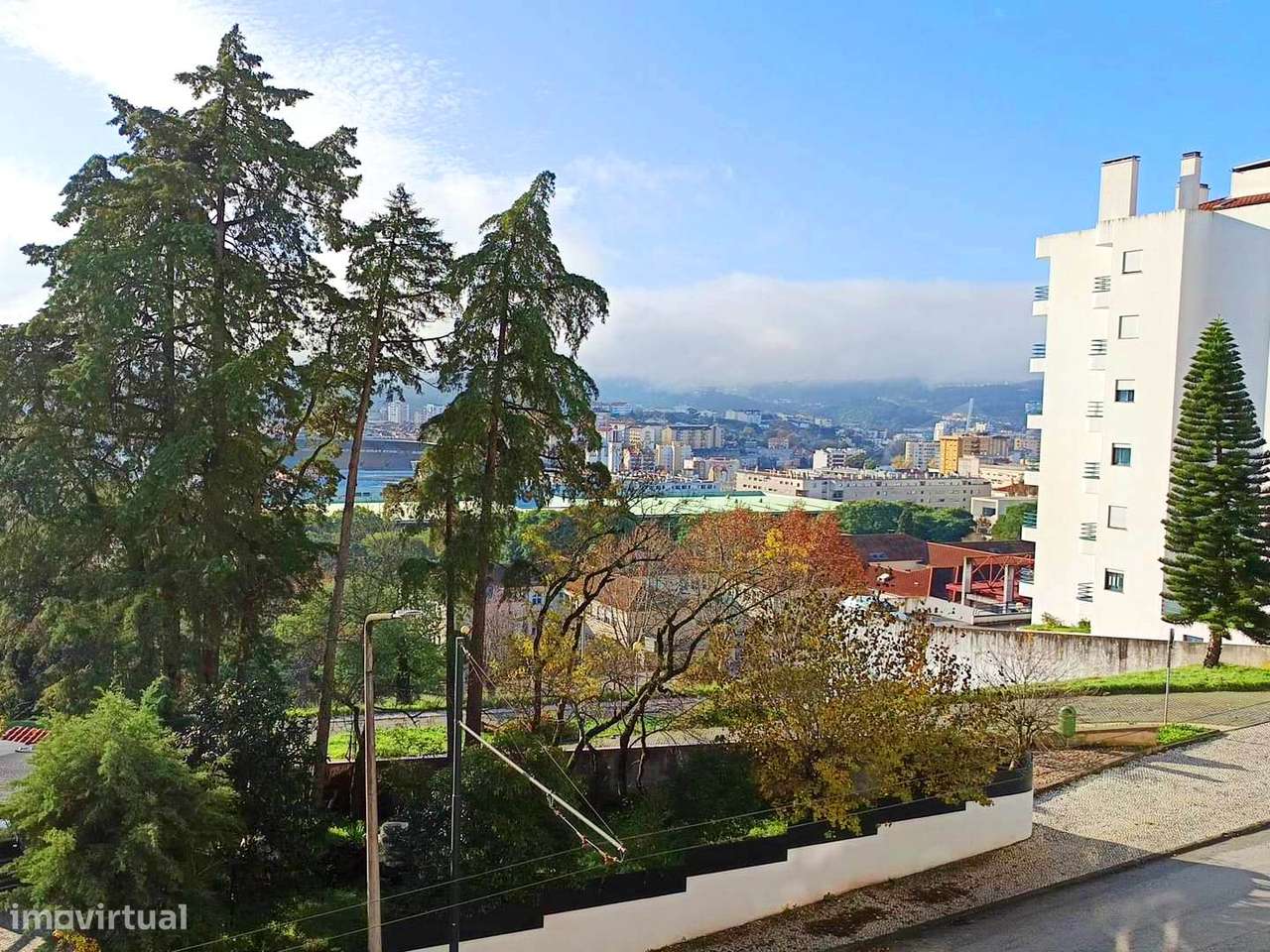 Apartamento T4 em Coimbra (Rua Miguel Torga)-15