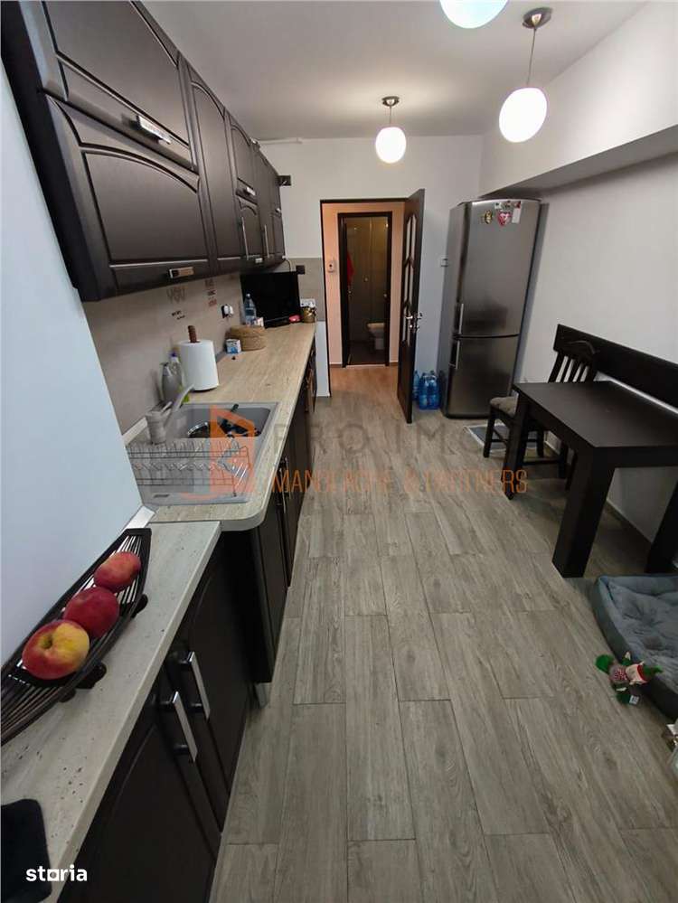 Apartament 4 camere cf 1 decomandat zona Unirii Nord-10