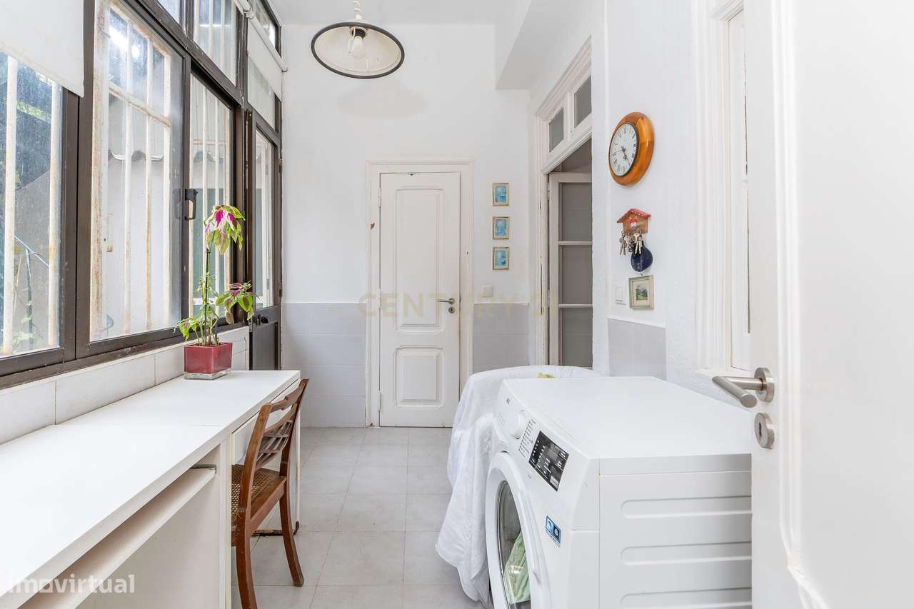 T3  (5 ass.) com terraço, elevador e arrecadação - Rua do Zaire-4