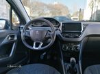 Peugeot 2008 1.6 BlueHDi Style - 31