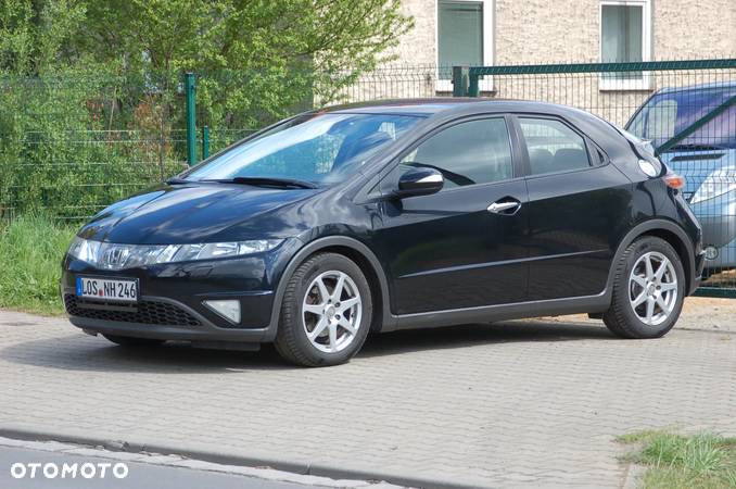 Honda Civic 1.8i-VTEC Sport - 2