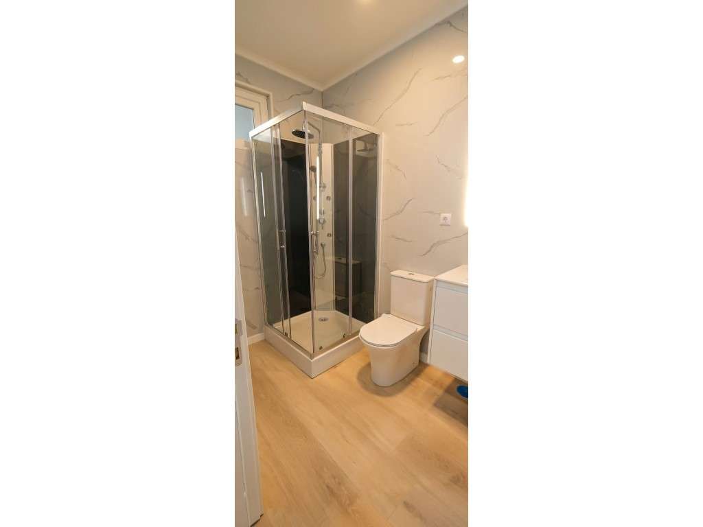 Apartamento T2 Totalmente Remodelado - Oeiras - Figueirinha-6