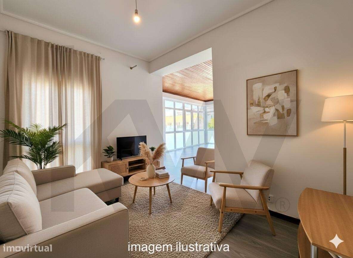 Apartamento T3 semi-renovado no Bairro do Liceu em Aveiro - Grande imagem: 3/37