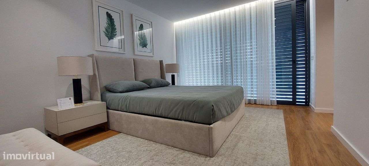 Moradias de excelência T3 + Escritório-8