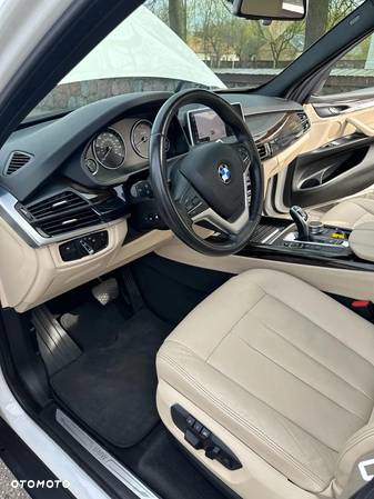 BMW X5 xDrive35i - 10