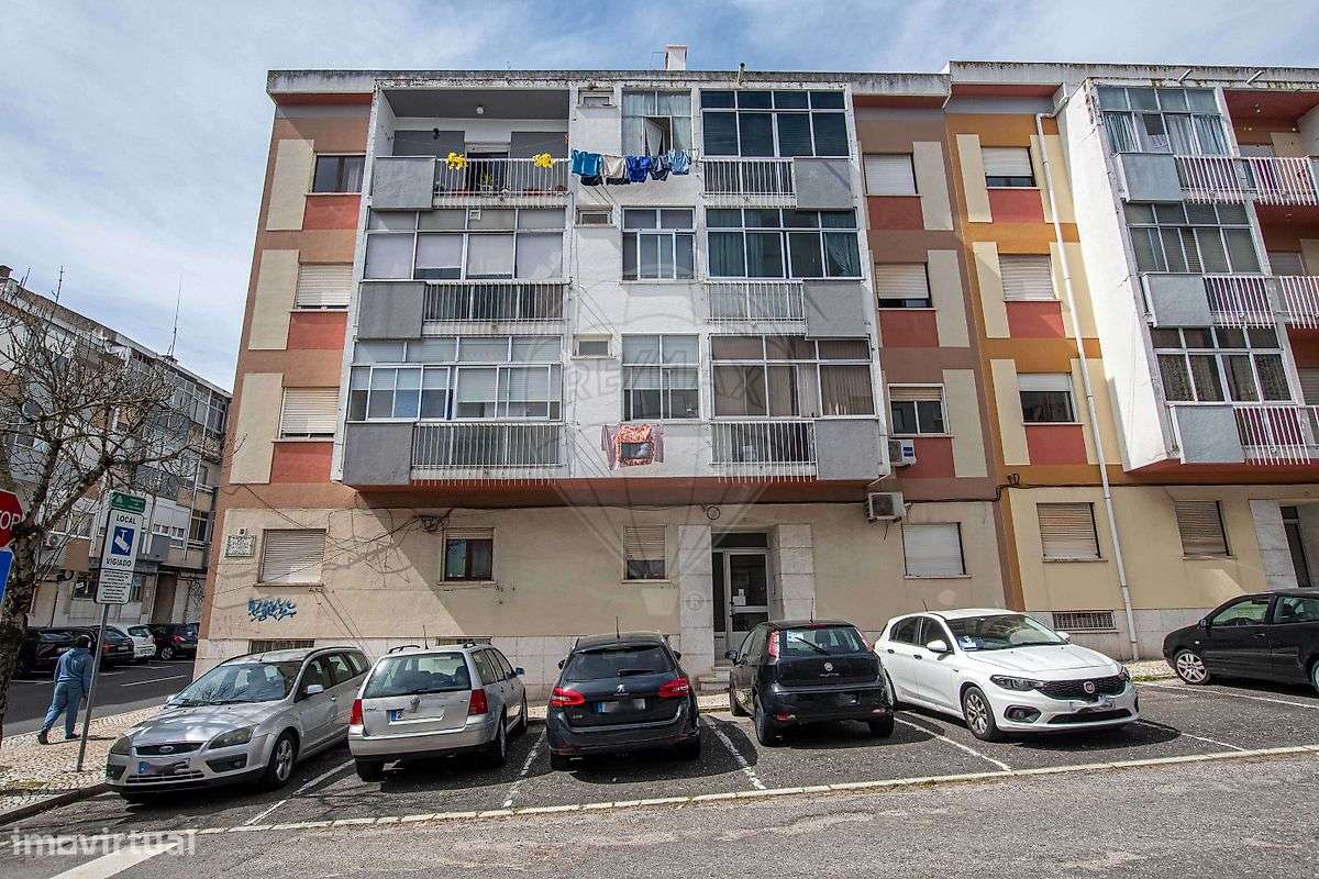 Apartamento T2 para arrendamento - Grande imagem: 2/21