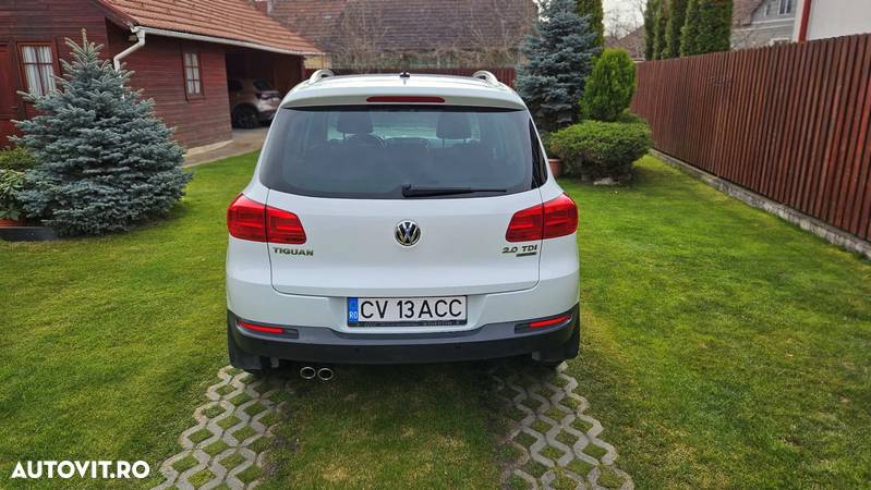 Volkswagen Tiguan 2.0 TDI 4Motion DSG BMT Track & Style - 6