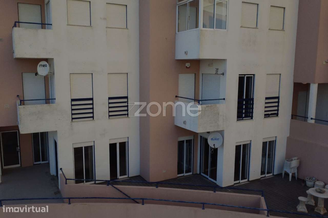 Apartamento T3- Nazaré todo mobilado C/ Lugar de garagem-6